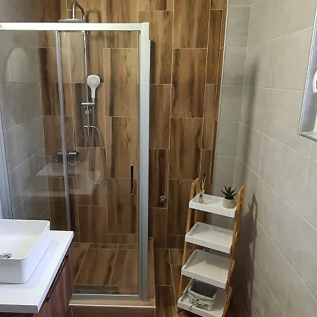 Iva Apartment Nova Varos